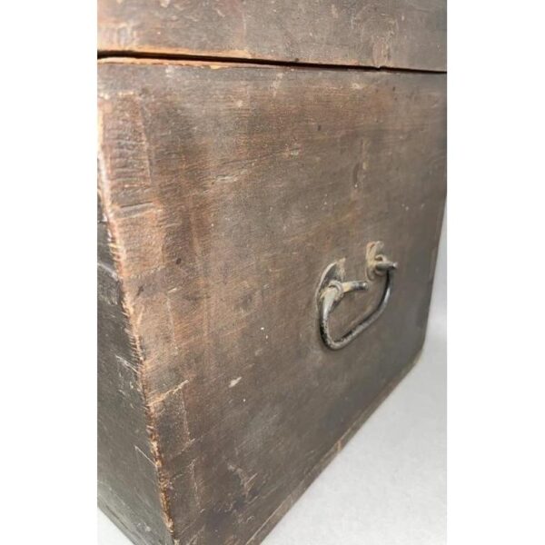 Antique Immigrant's Chest Dovetail Design Vintage Storage Trunk - Image 3