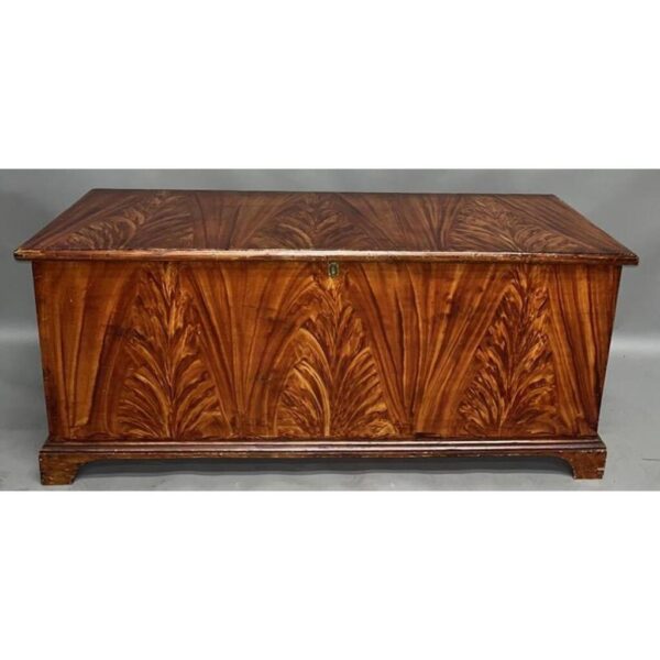 Vintage Pine Dovetailed Blanket Chest with Red Flame Decoration - Image 2